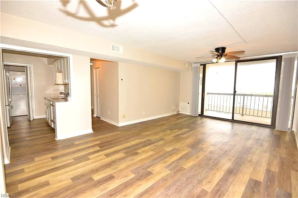 3288 Page AVE #1004, VIRGINIA BEACH VA 23451 - Photo 5