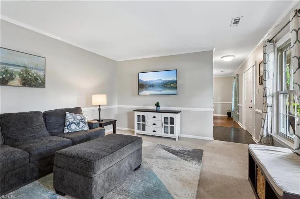 100 Camelot CRES, YORKTOWN VA 23693 thumb 12