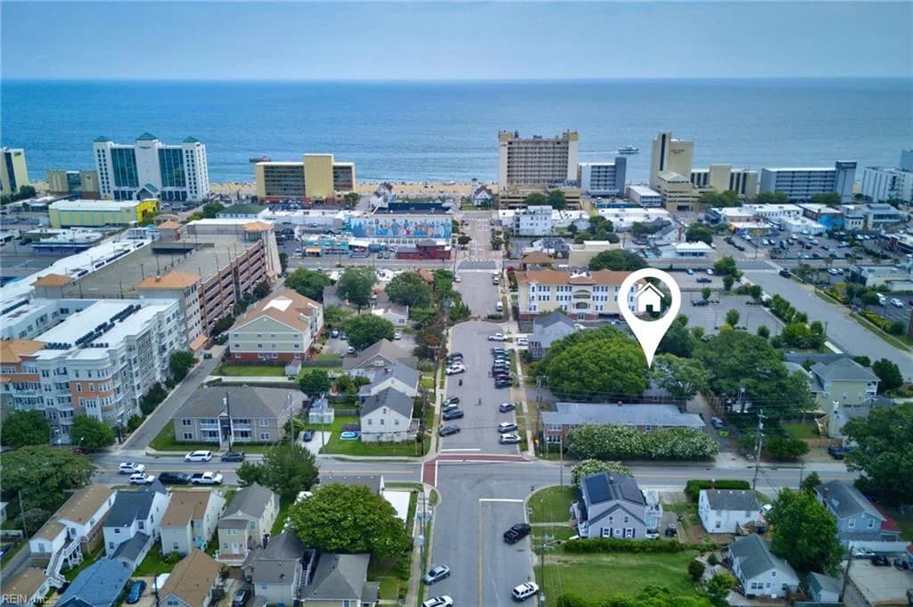 320 24th ST #4, VIRGINIA BEACH VA 23451 - Photo 2