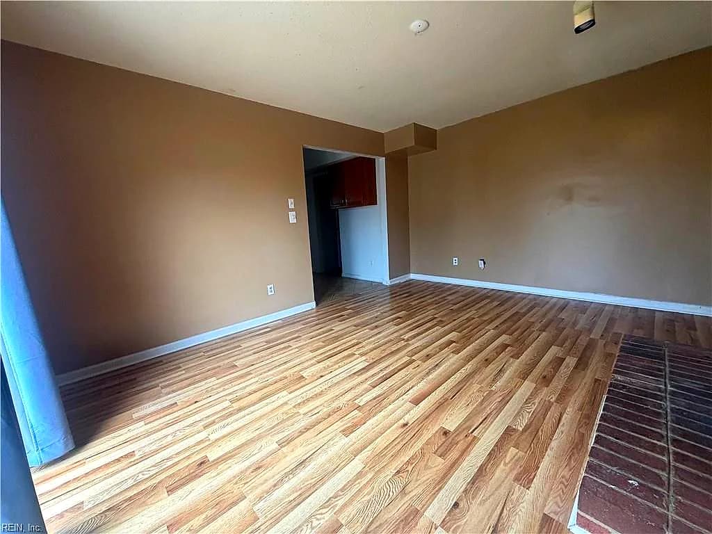 2005 Falls Church CT, VIRGINIA BEACH VA 23464 thumb 6