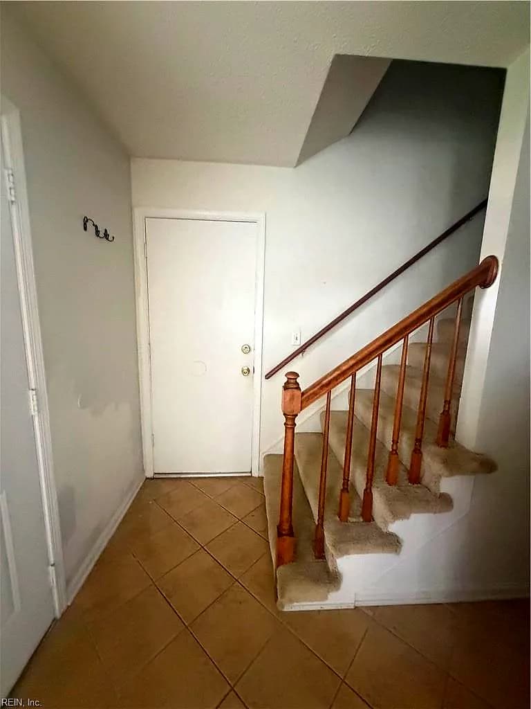 2005 Falls Church CT, VIRGINIA BEACH VA 23464 thumb 9