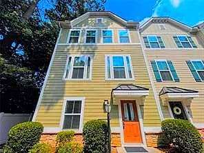 521 Charles Porteus LN, VIRGINIA BEACH VA 23451 - Photo 2