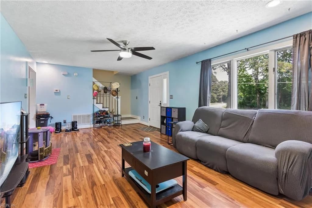 7322 Wellford LN, GLOUCESTER VA 23061 thumb 7