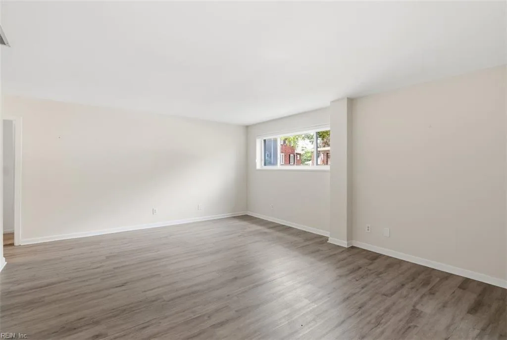 1024 Gates AVE #1, NORFOLK VA 23507 thumb 9