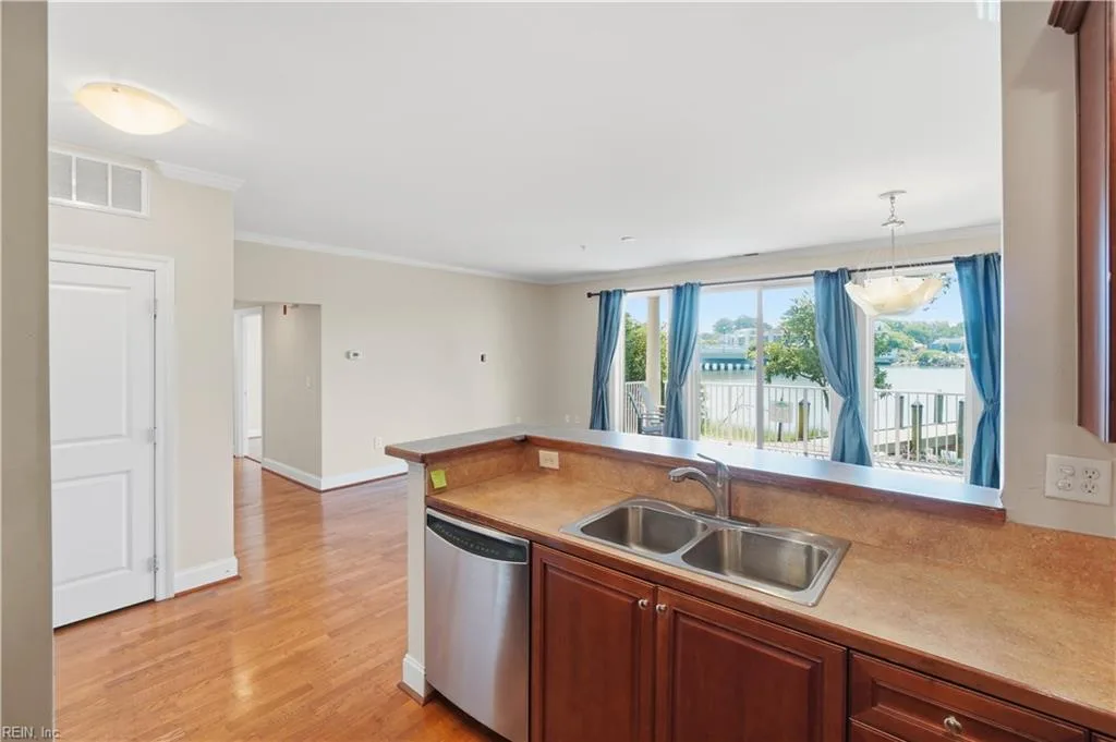 955 Bolling Ave AVE #106, NORFOLK VA 23508 thumb 9