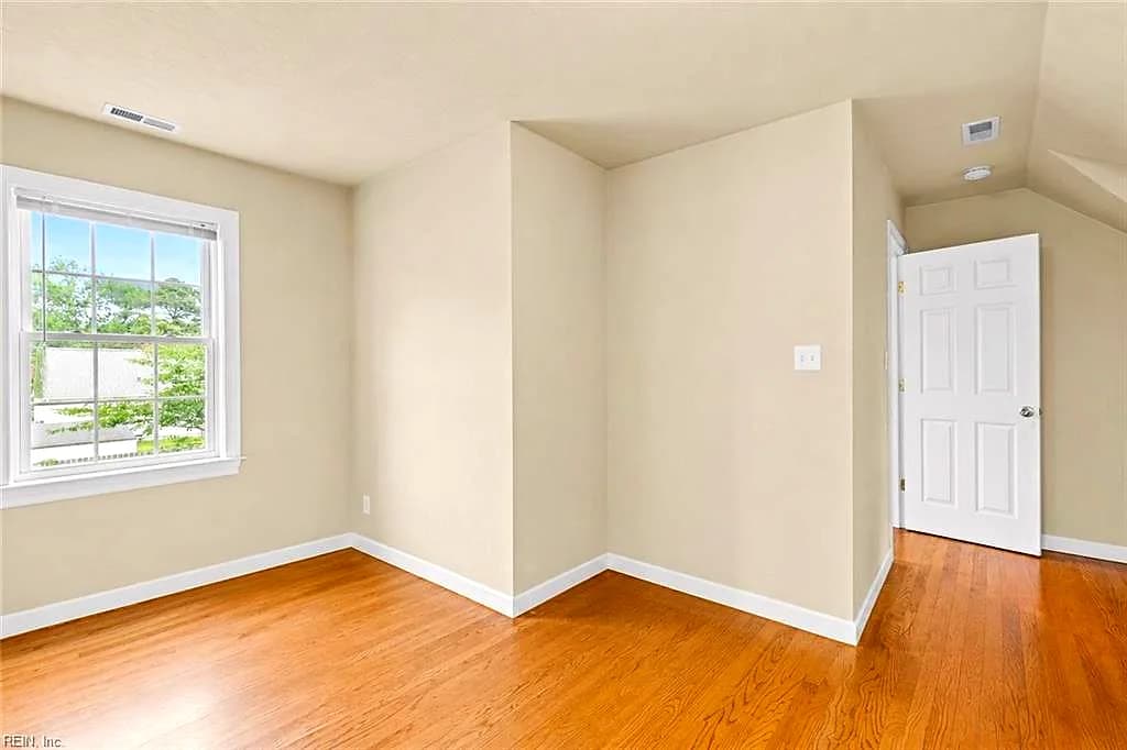 524 Meads RD, NORFOLK VA 23505 thumb 11