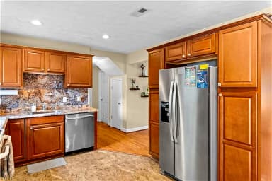 524 Meads RD, NORFOLK VA 23505 thumb 10
