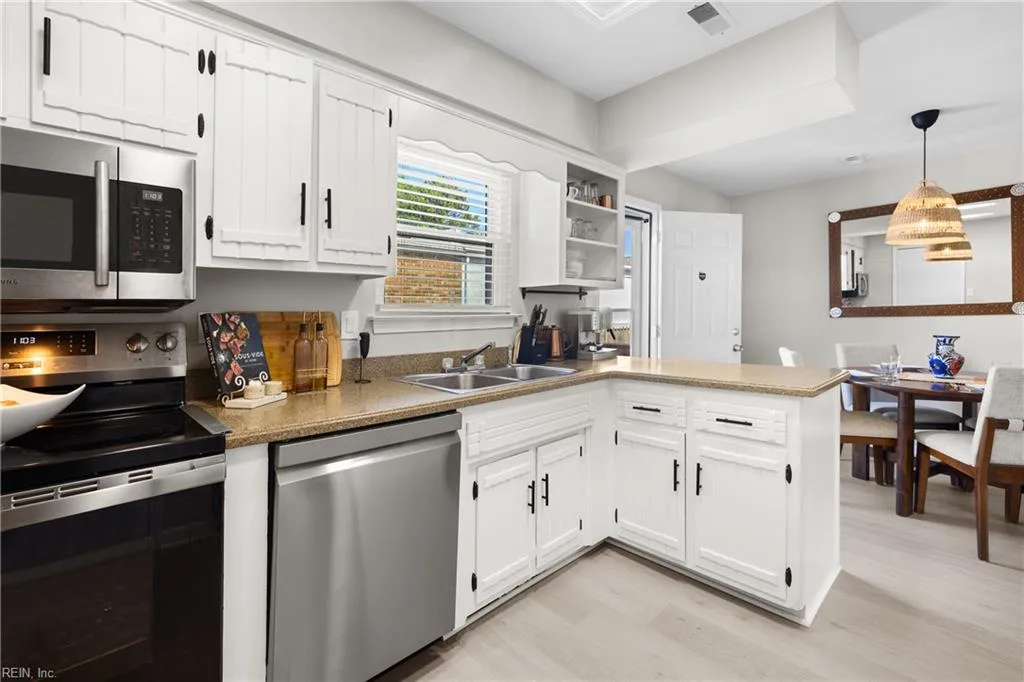 4754 Hollis RD, VIRGINIABEACH VA 23455 thumb 12