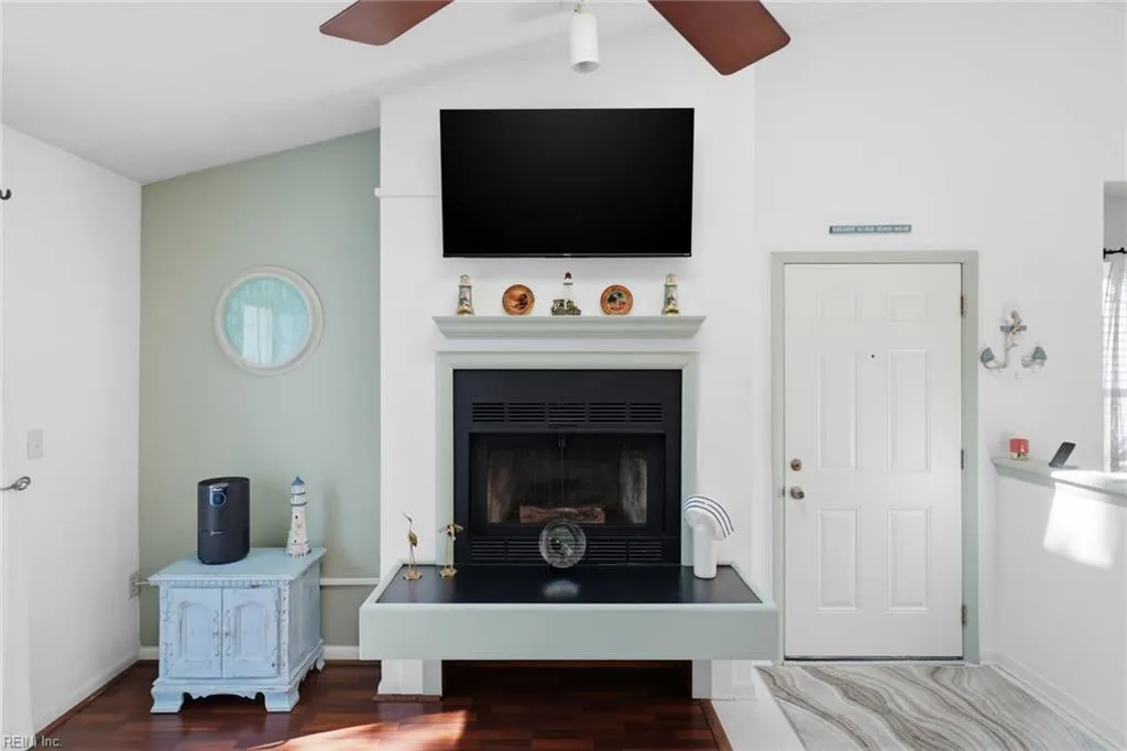 2410 Loran CT, VIRGINIABEACH VA 23451 thumb 7