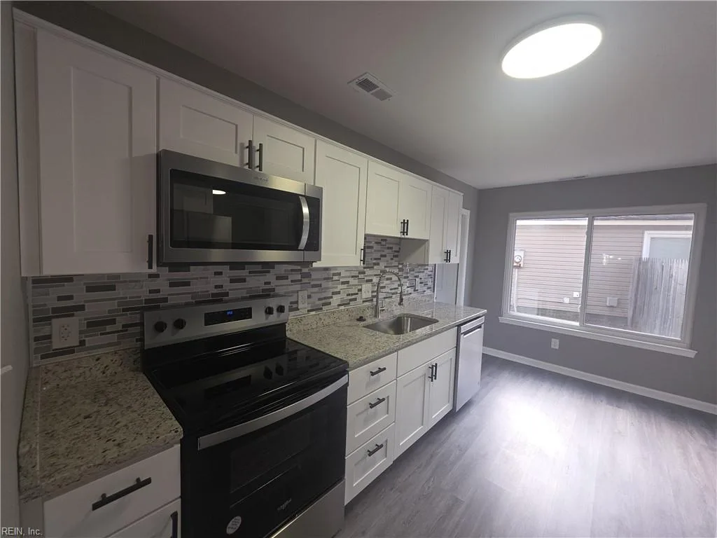 5008 Christian CIR, VIRGINIABEACH VA 23464 - Photo 3