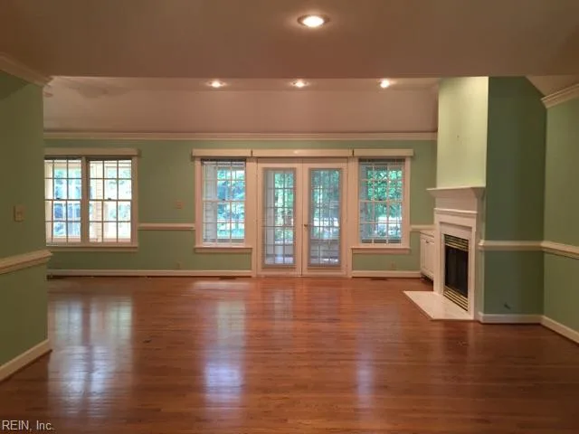 112 Harbour Town NONE, WILLIAMSBURG VA 23188 - Photo 4