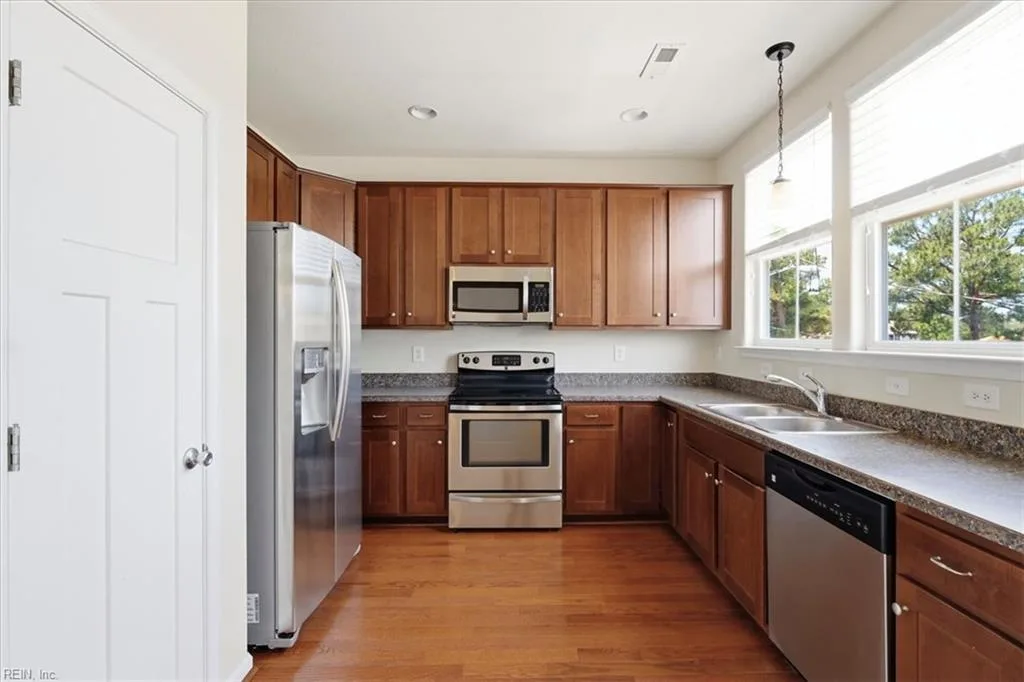 3732 Vintage Pointe PL, VIRGINIA BEACH VA 23455 thumb 12