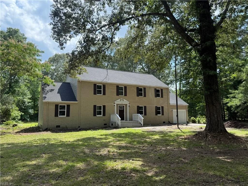 537 Margaret DR, CHESAPEAKE VA 23322 - Photo 2