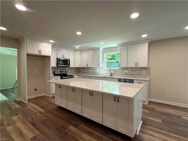 537 Margaret DR, CHESAPEAKE VA 23322 thumb 3