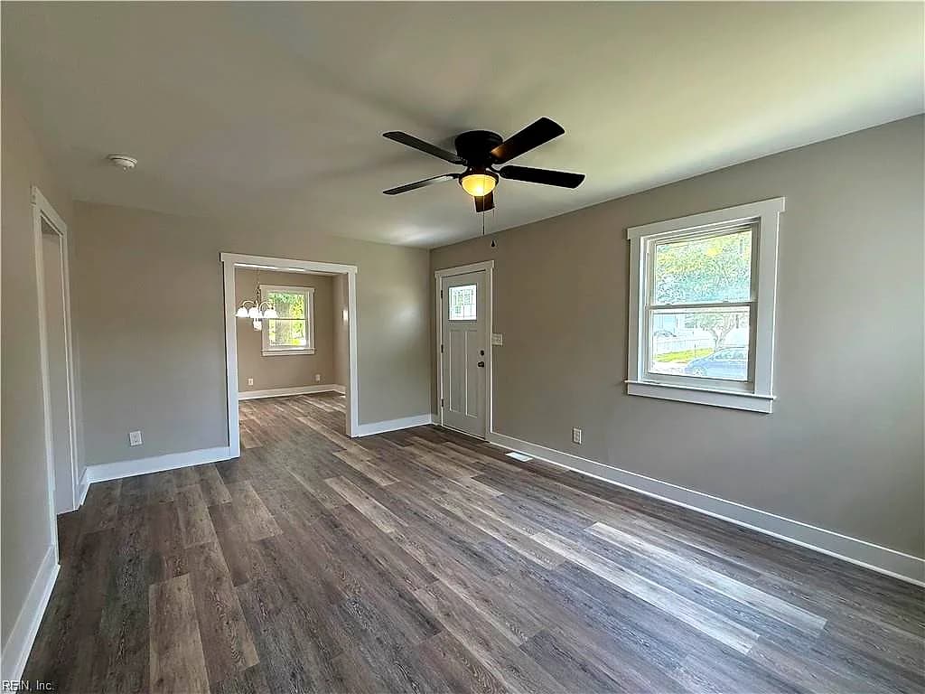 3514 SOMME AVE, NORFOLK VA 23509 - Photo 3