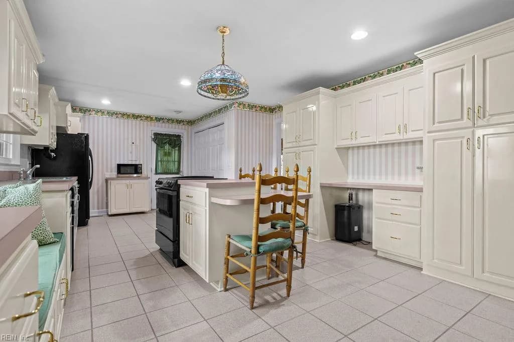 228 Carrie DR, FRANKLIN VA 23851 thumb 9