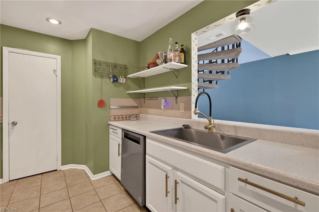 4996 Rugby RD, VIRGINIA BEACH VA 23464 thumb 11