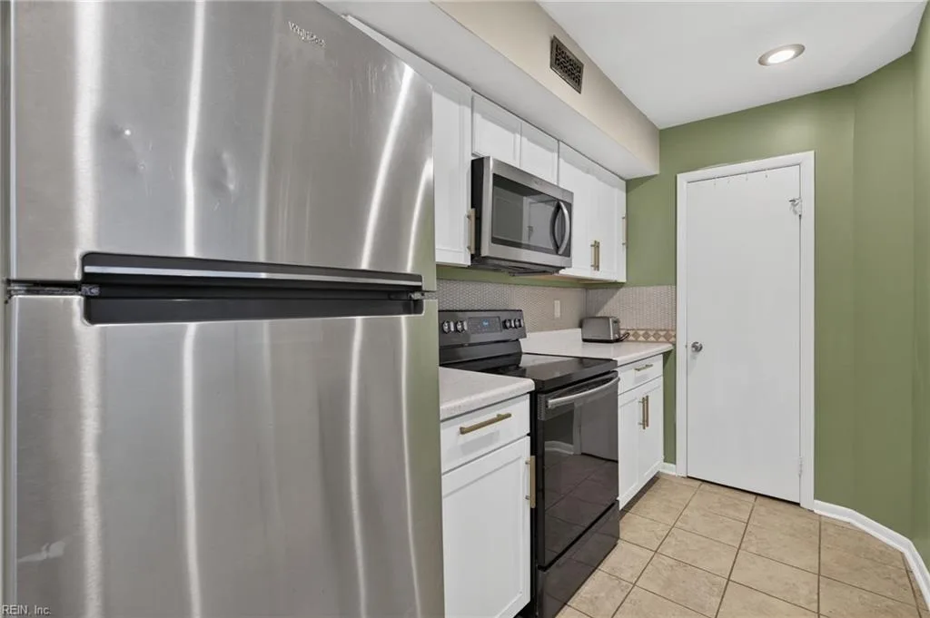 4996 Rugby RD, VIRGINIA BEACH VA 23464 thumb 10
