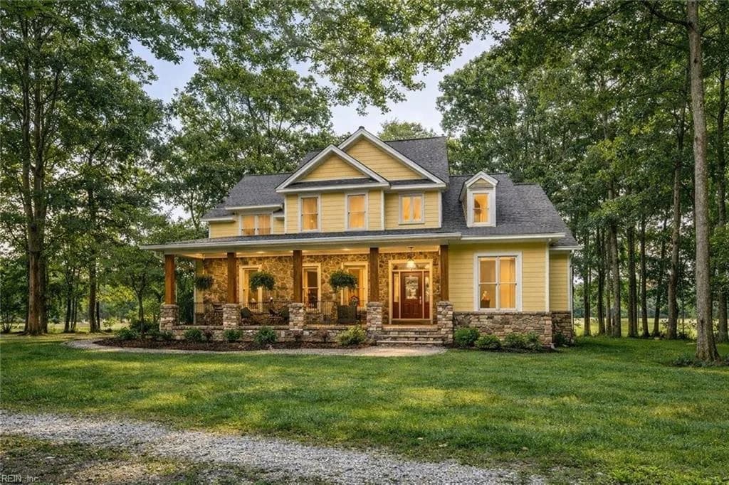 12155 Fenwood CT, SMITHFIELD VA 23430 - Photo 2