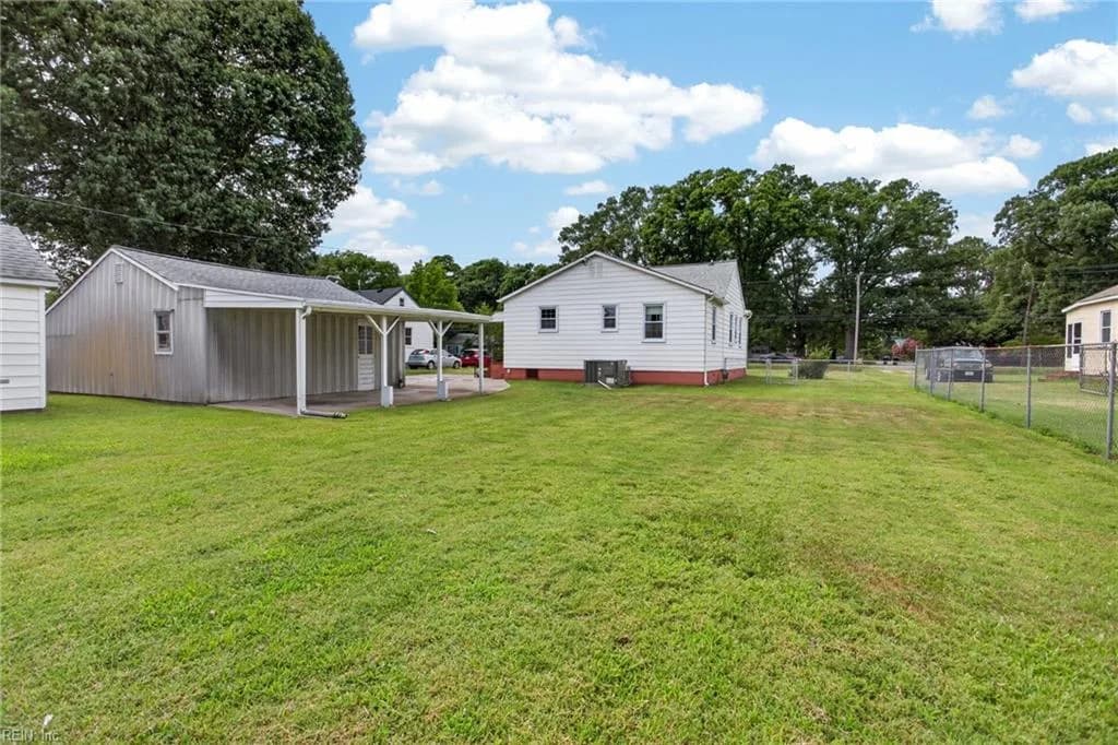 624 Briarfield RD, NEWPORT NEWS VA 23605 - Photo 5