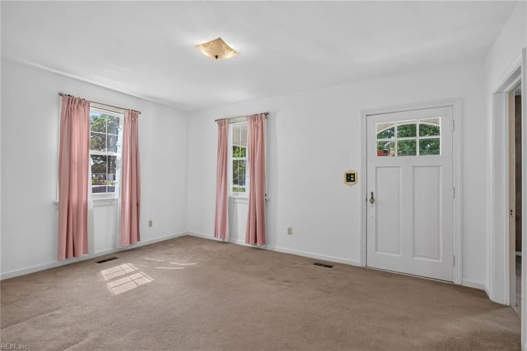 624 Briarfield RD, NEWPORT NEWS VA 23605 thumb 10