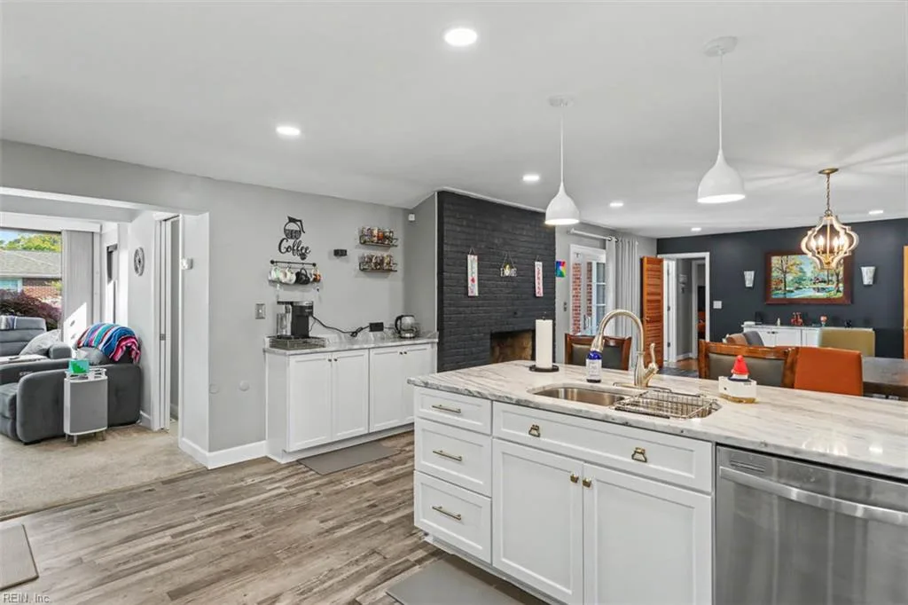 2424 Blueberry RD, NORFOLK VA 23518 thumb 12