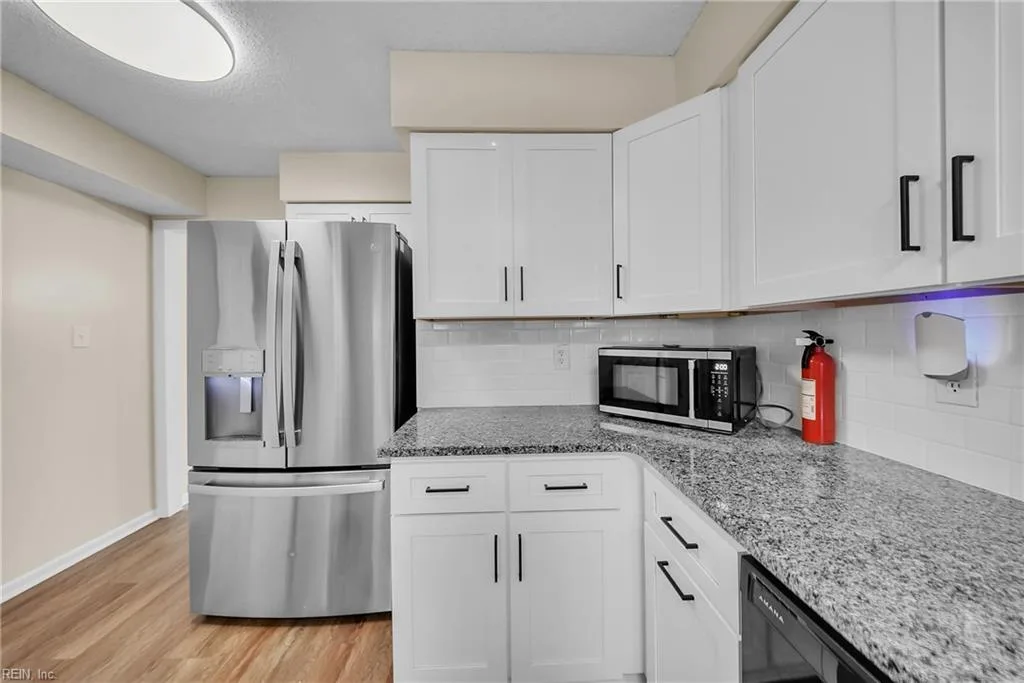 8530 Tidewater Drive DR #204, NORFOLK VA 23503 thumb 7