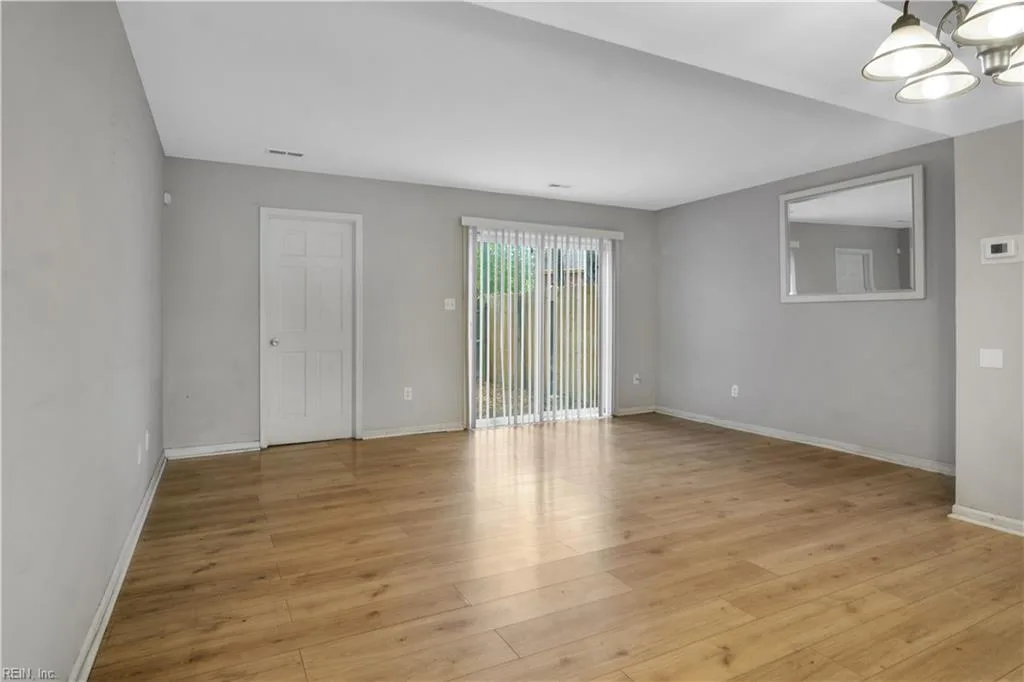 14553 Old Courthouse WAY #B, NEWPORT NEWS VA 23608 thumb 10