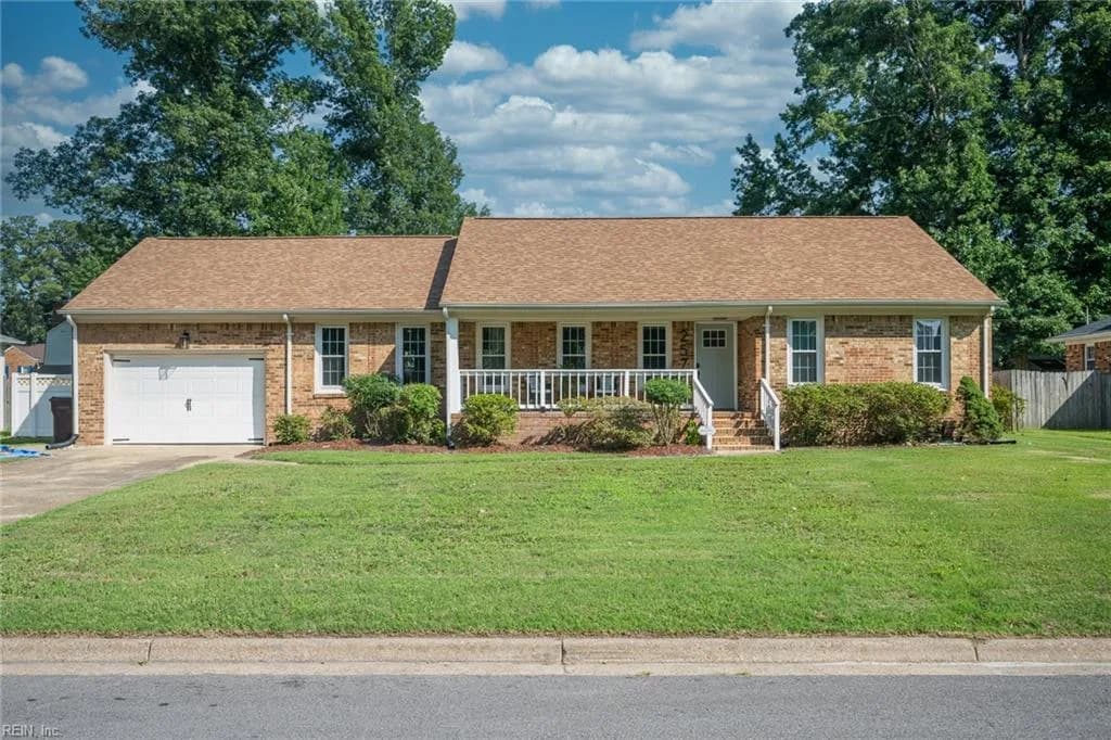 257 Coachman DR, CHESAPEAKE VA 23325 - Photo 2