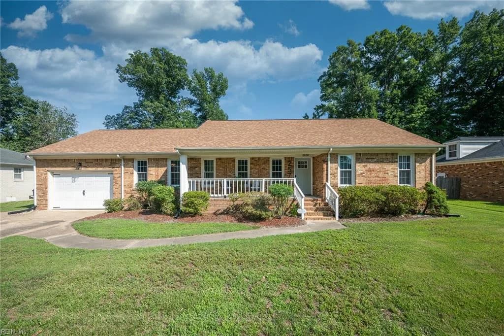 257 Coachman DR, CHESAPEAKE VA 23325 - Photo 3