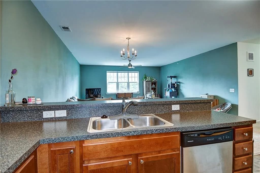 4316 Hillingdon BND #305, CHESAPEAKE VA 23321 thumb 7