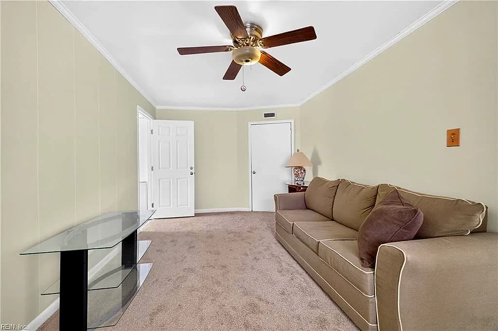 112 55th ST #B, VIRGINIA BEACH VA 23451 - Photo 4