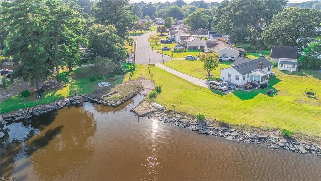 1089 Saint Julian DR, CHESAPEAKE VA 23323 - Photo 3