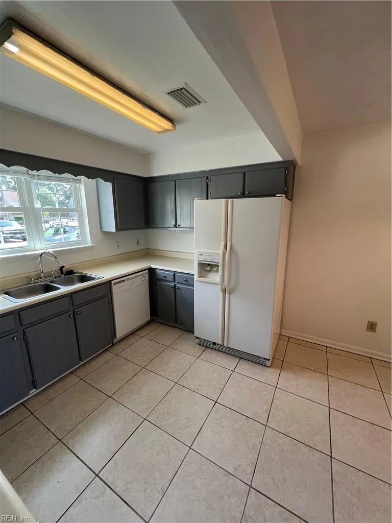 824 Huntly DR, CHESAPEAKE VA 23320 thumb 6