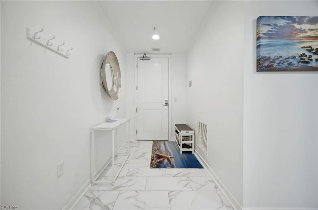 3738 Sandpiper RD #122B, VIRGINIA BEACH VA 23456 - Photo 5