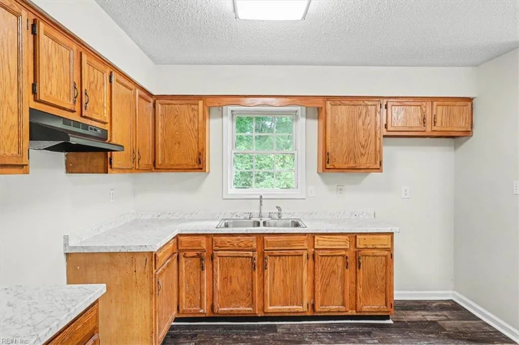566 Brink RD, EMPORIA VA 23847 thumb 8
