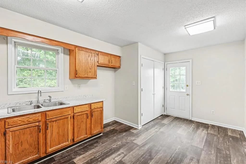 566 Brink RD, EMPORIA VA 23847 thumb 9