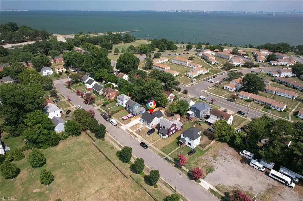 1238 17th ST, NEWPORT NEWS VA 23607 - Main photo