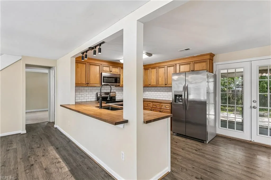 2022 Winfree RD, HAMPTON VA 23663 thumb 11