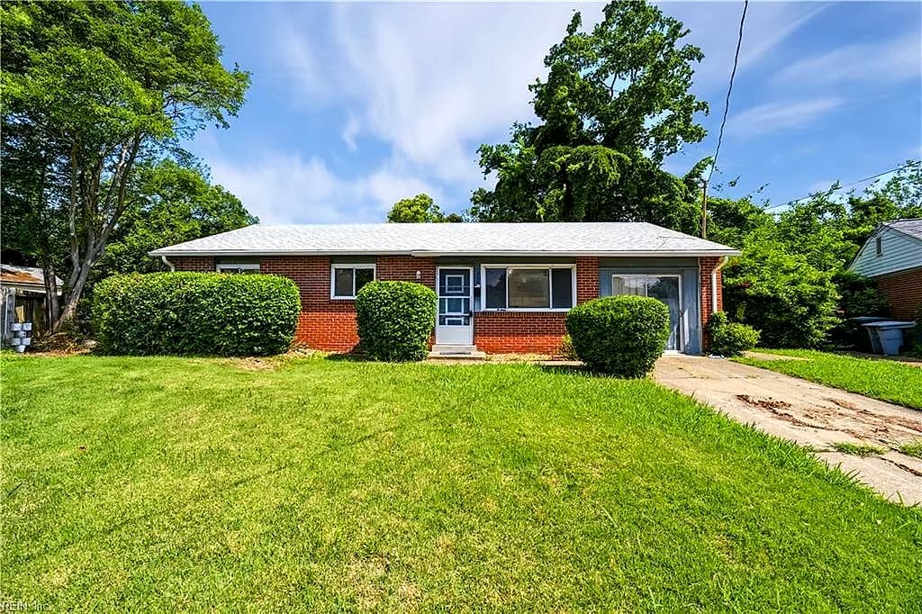 709 Houston AVE, HAMPTON VA 23669 - Main photo