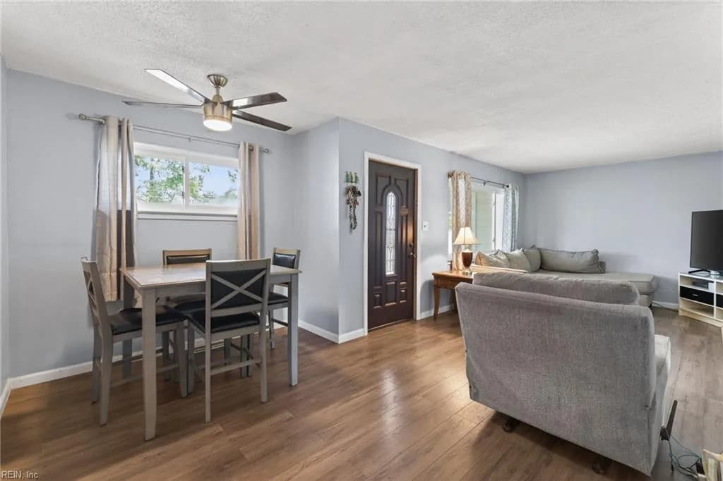 3115 Hornsea RD, CHESAPEAKE VA 23320 - Photo 5