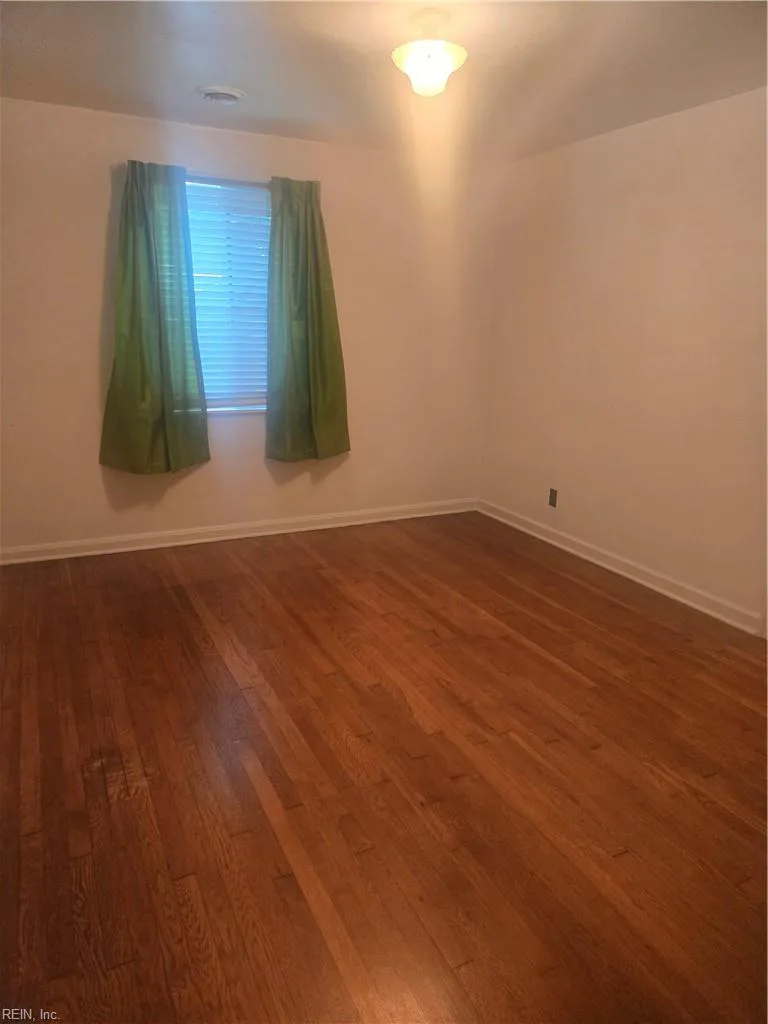 5913 Wickham AVE, NEWPORT NEWS VA 23605 thumb 7