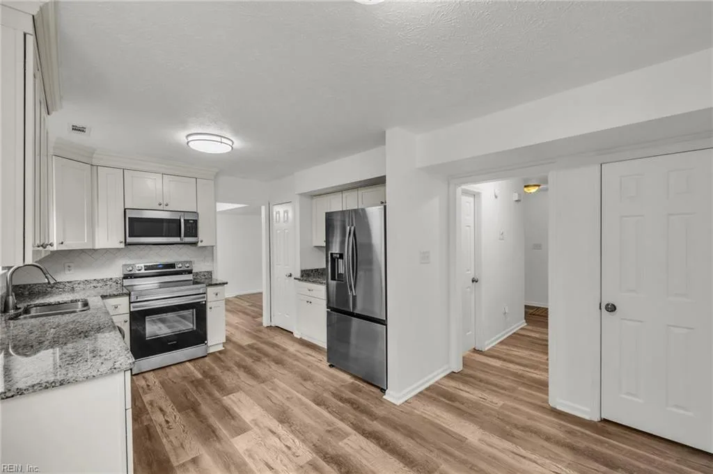 60 Tupelo CIR, HAMPTON VA 23666 thumb 6