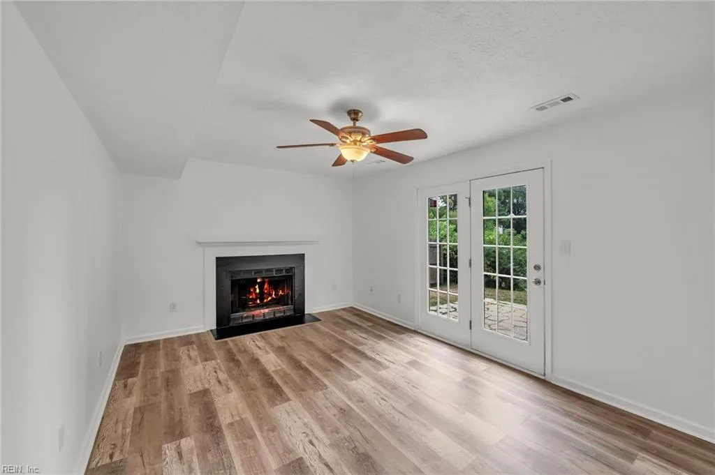60 Tupelo CIR, HAMPTON VA 23666 thumb 9