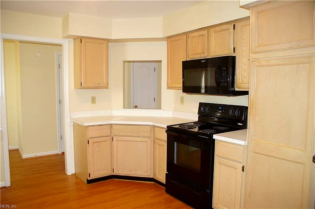 316 ESPLANADE PL, CHESAPEAKE VA 23320 - Photo 5
