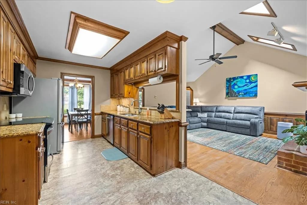 103 Chrisfield CIR, SMITHFIELD VA 23430 thumb 11