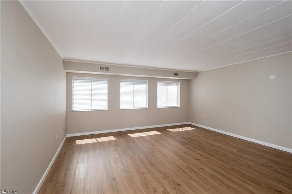 1005 Woodrow AVE #2C, NORFOLK VA 23507 thumb 6