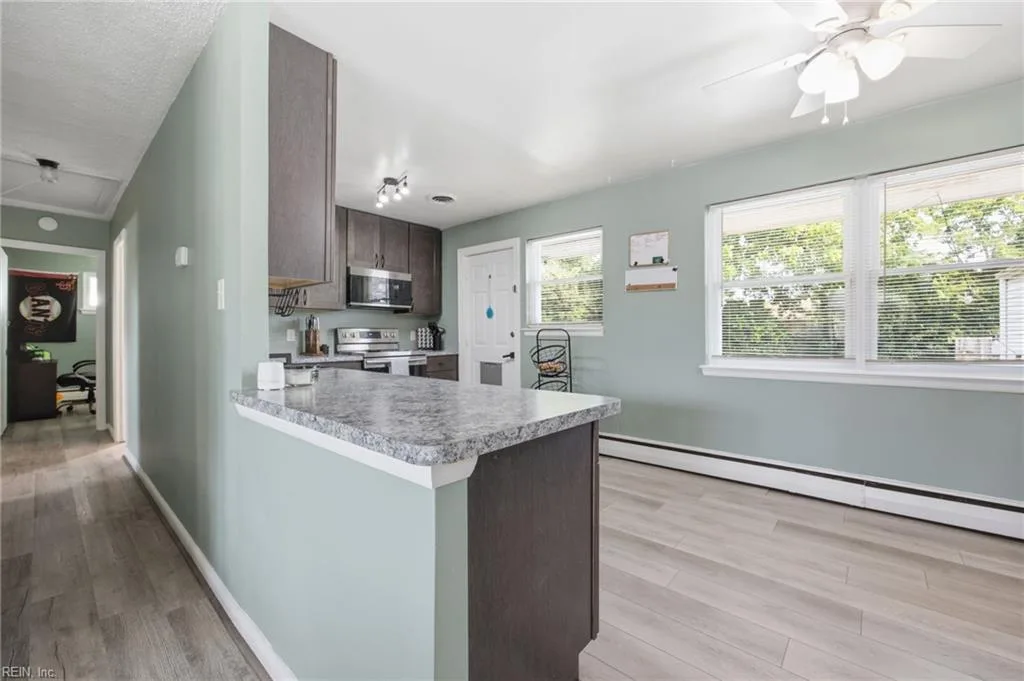 2536 E Little Creek RD, NORFOLK VA 23518 thumb 7