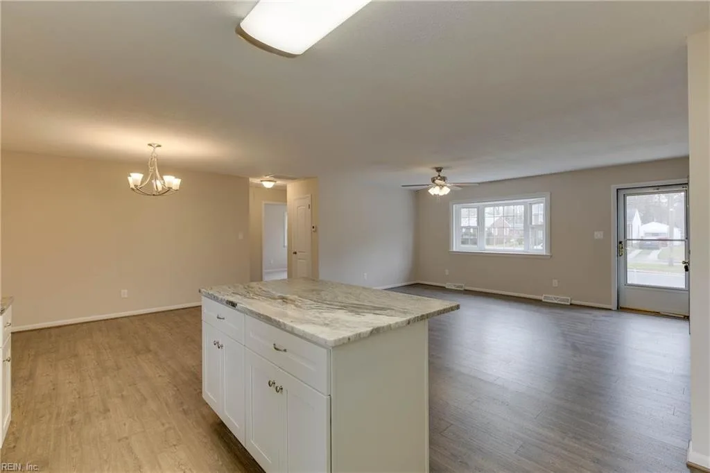 213 Clemwood PW, HAMPTON VA 23669 thumb 11
