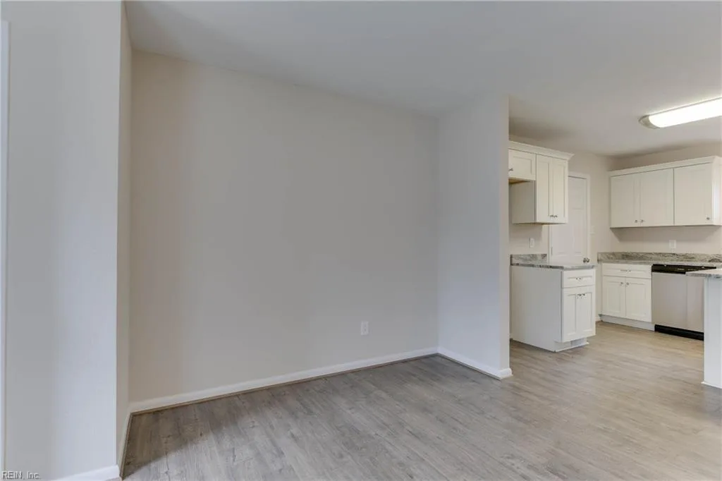 213 Clemwood PW, HAMPTON VA 23669 thumb 8